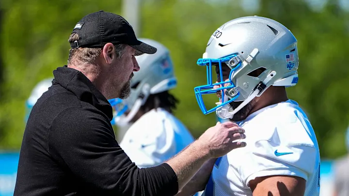 Lions Coach Sends Strong Message to Five Players in Position Battle
